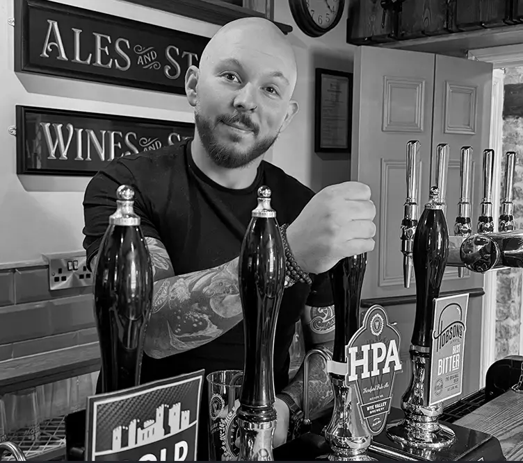 Website, Menus & Promotional Print